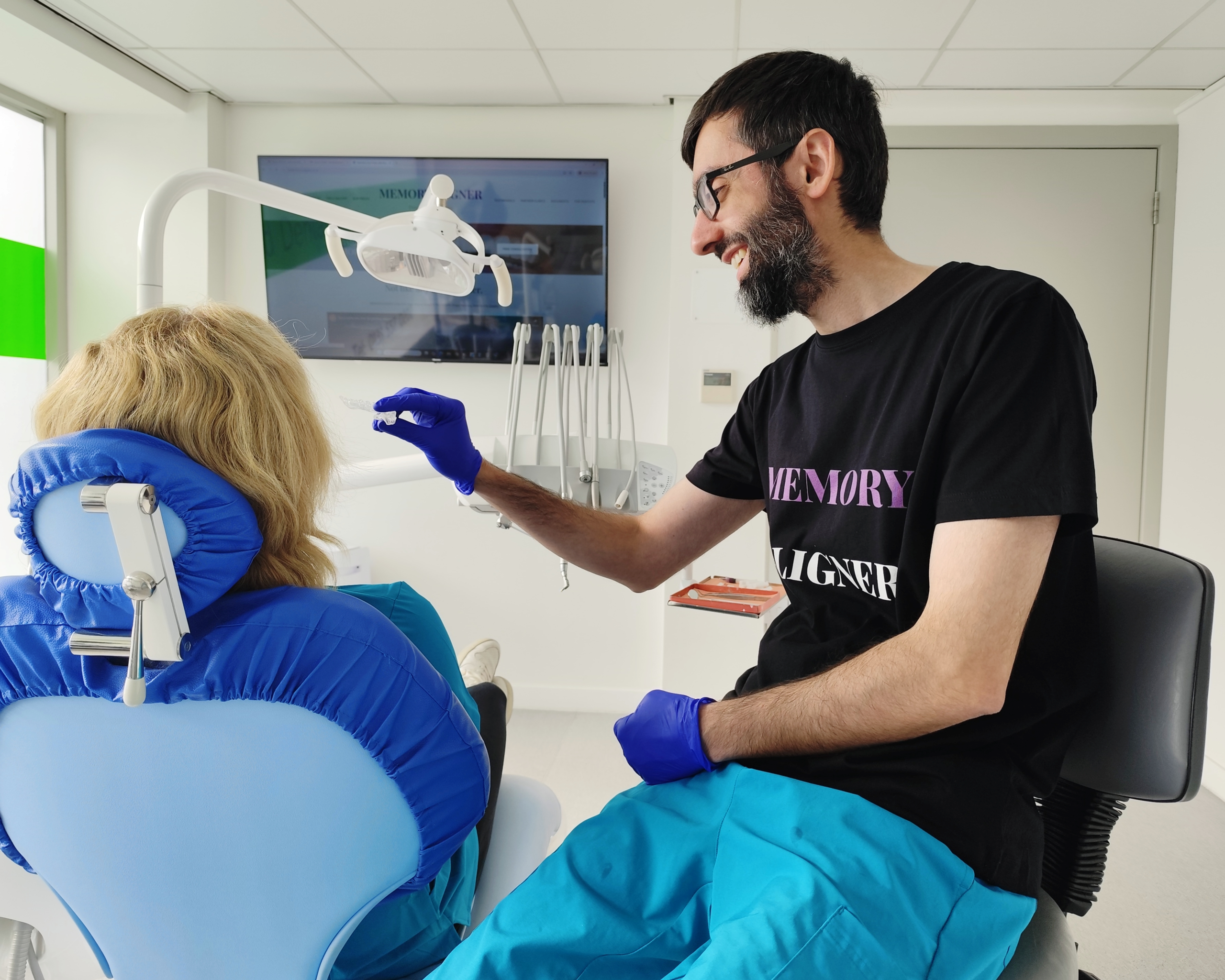 split content image left